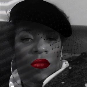 Meet your Posher, Wendy